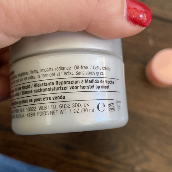 Clinique collection never used - Picture 4 of 11